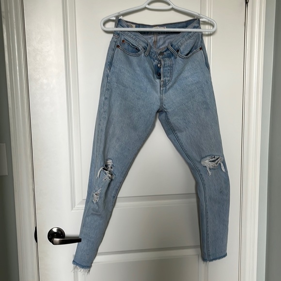 Levi’s distressed wedgie fit jeans - Picture 1 of 1
